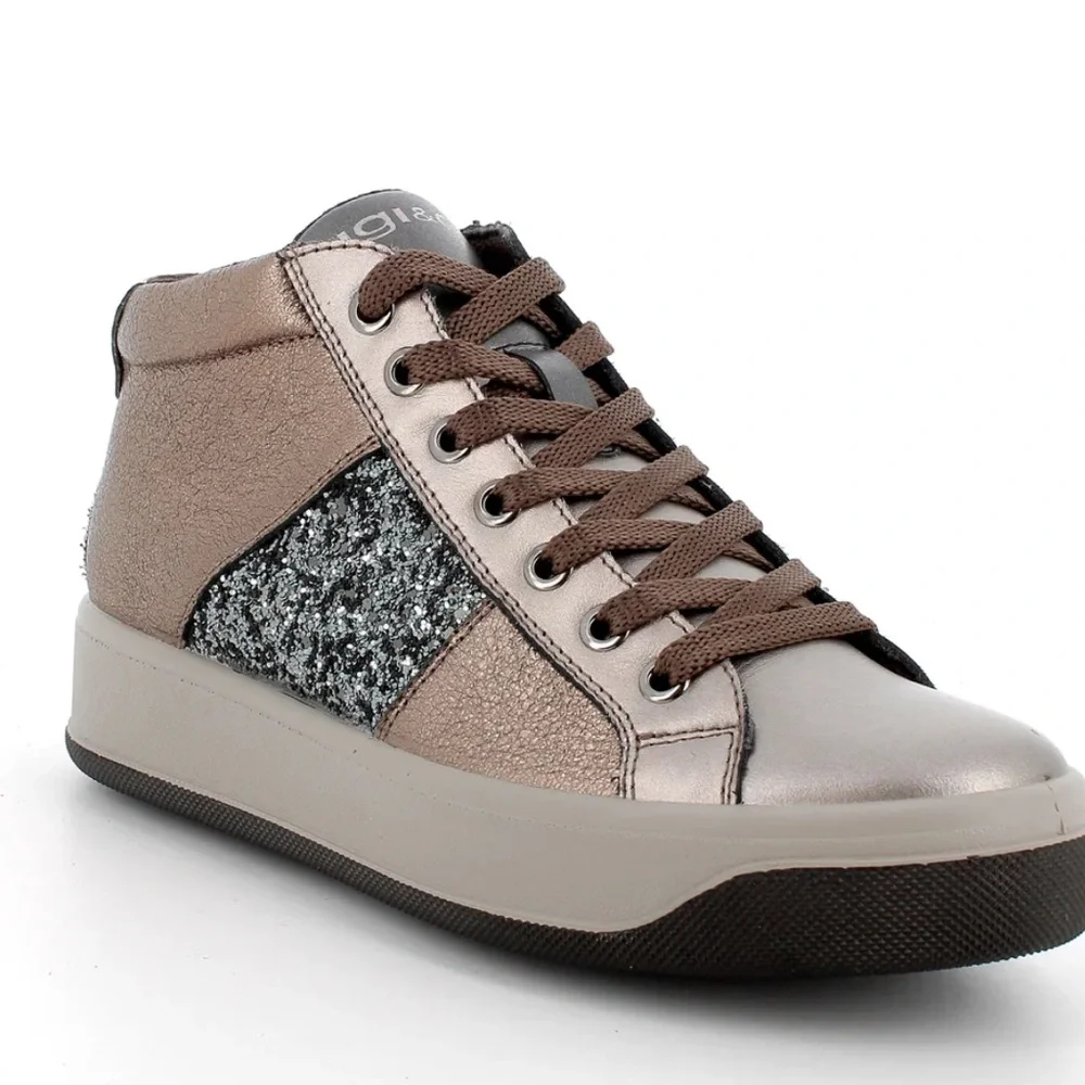 NWOT IGI&CO Sneakers with Golden Leather and Silver Glitter Detail Size‎ EU 36
